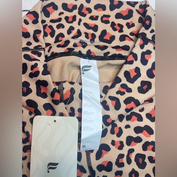 Fabletics Leopard Print Define PowerHold® High-Waisted 7/8 Legging Size S - Picture 5 of 9